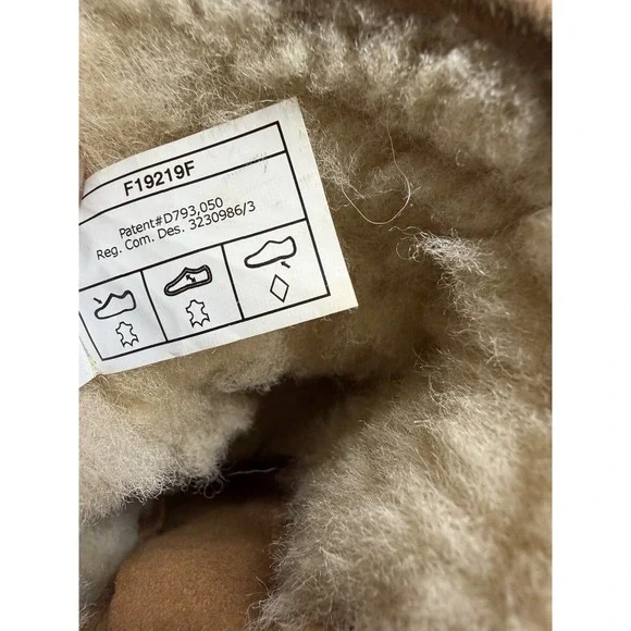 UGG Fluff Punk Womens Ankle Boots Chestnut Suede Toscana Sheepskin Size 8 - Picture 11 of 12